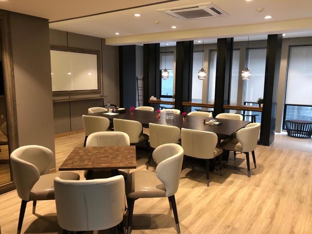 The Day Residence Jakarta Ngoại thất bức ảnh